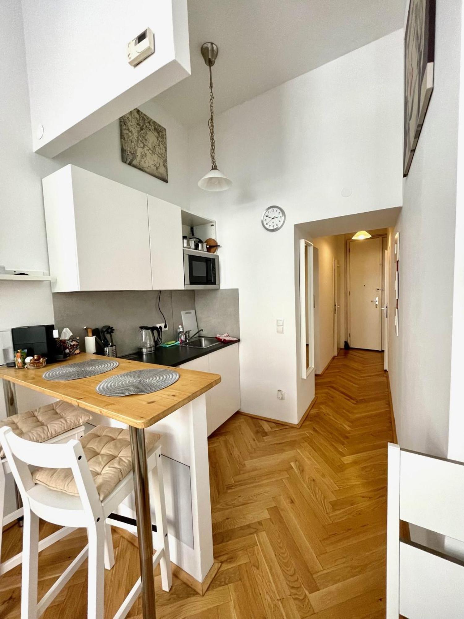 Centra And Simple To Reach Apartment Vienna Luaran gambar
